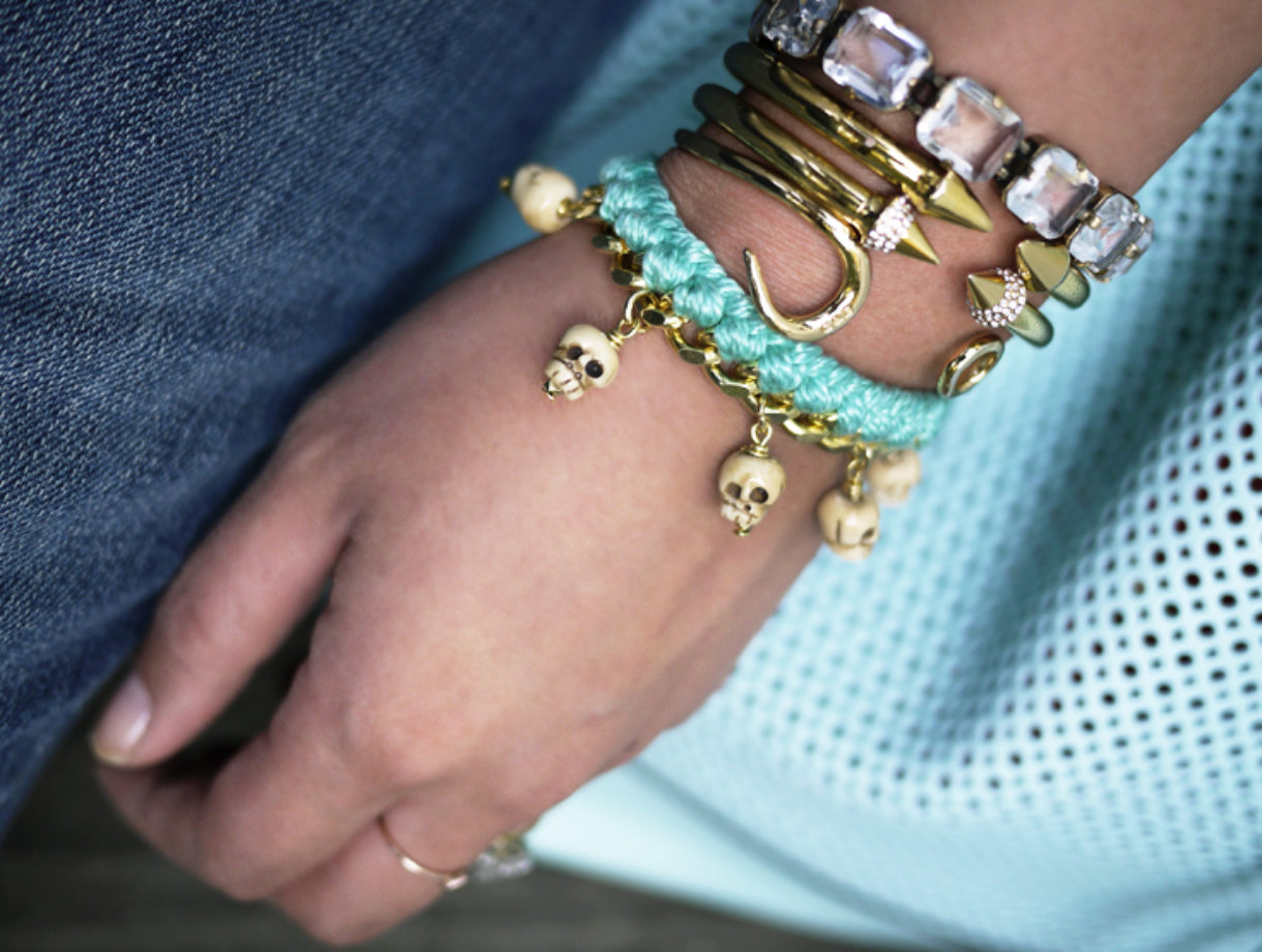 Turquoise Chip Charm Bracelet Kit - Gold