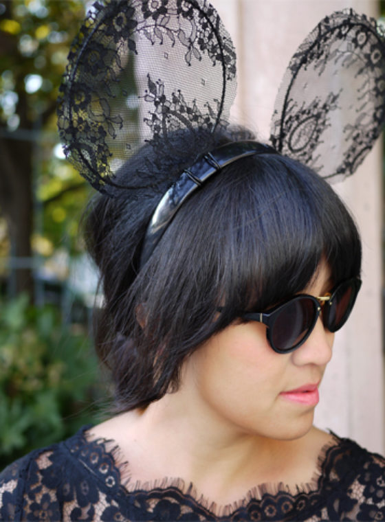 DIY Lace Mickey Mouse Ears
