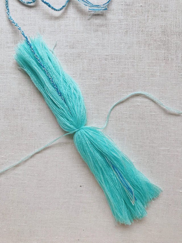 DIY The Perfect Tassel + Pom Pom Garland – Honestly WTF