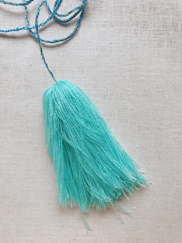 DIY The Perfect Tassel + Pom Pom Garland – Honestly WTF