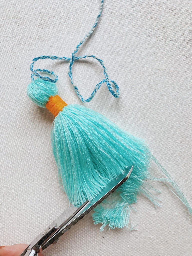 Diy The Perfect Tassel + Pom Pom Garland – Honestly Wtf