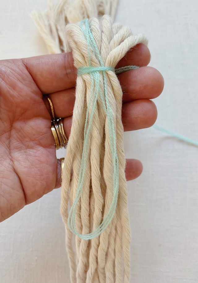 DIY Wrapped & Knotted Wall Hanging – Honestly WTF