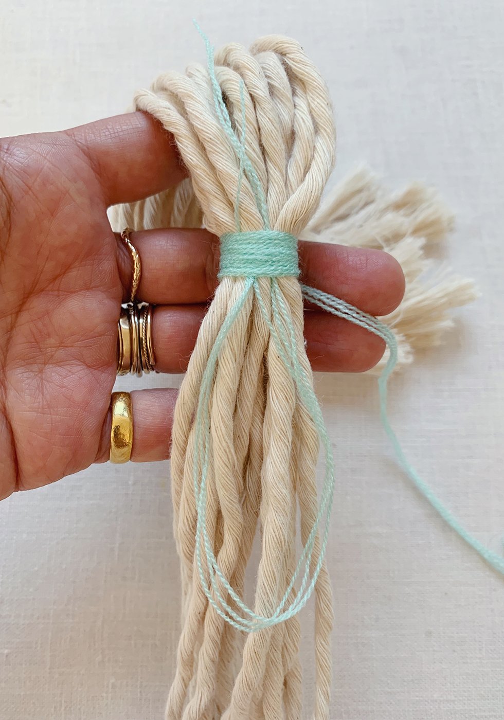 DIY Wrapped & Knotted Wall Hanging – Honestly WTF