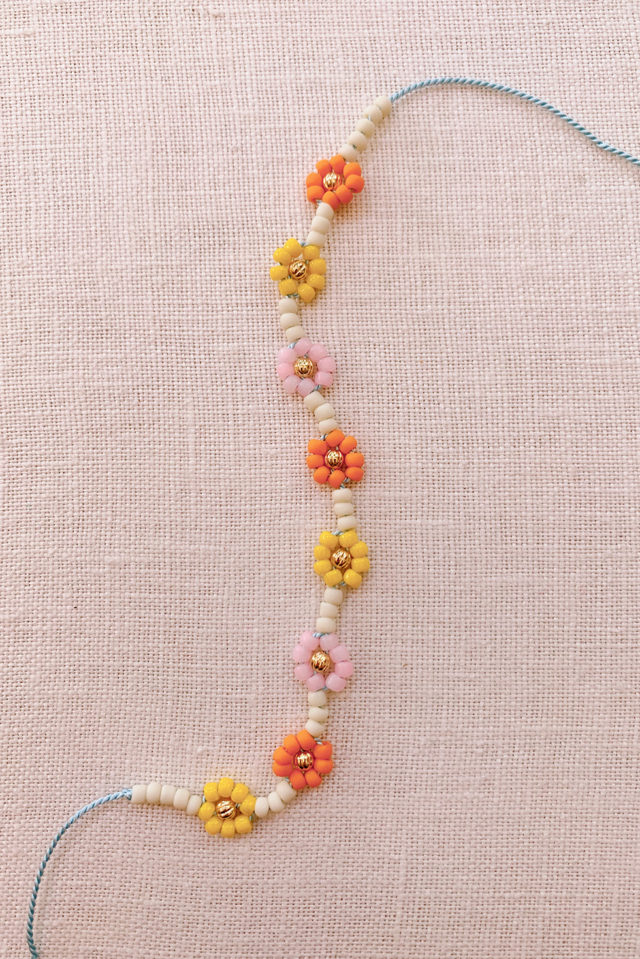 Diy Beaded Daisy Chain Bracelet Honestly Wtf